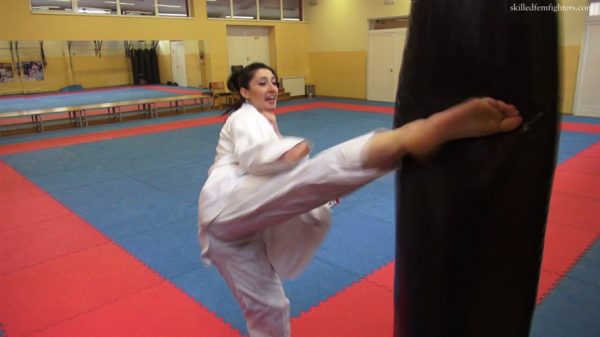 Andriana karate action-3849