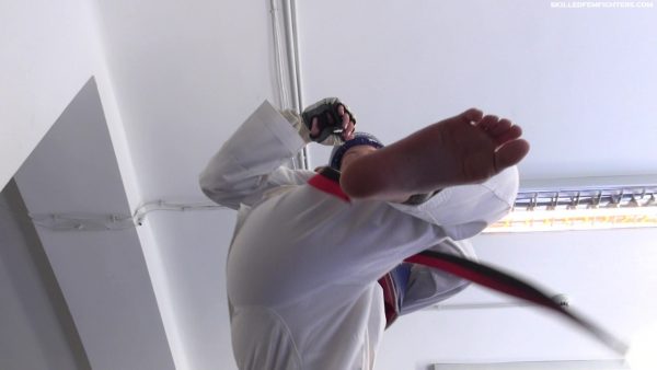 vlcsnap-2020-11-25-00h34m42s230 vlcsnap-2020-11-25-00h34m42s230